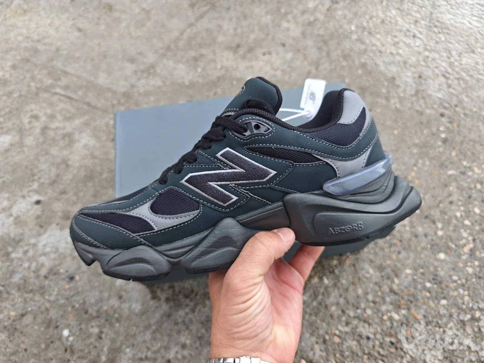 New Balance 9060 Mono Black