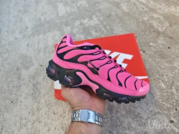 Nike Air Max Plus TN Pink Black