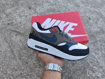 Nike Air Max 1 Escape