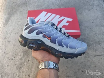 Nike Air Max Plus TN Wolf Grey Picante Red