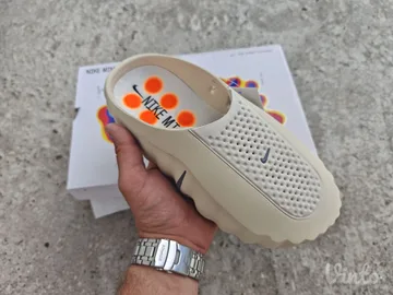 Nike Mind Cream Orange