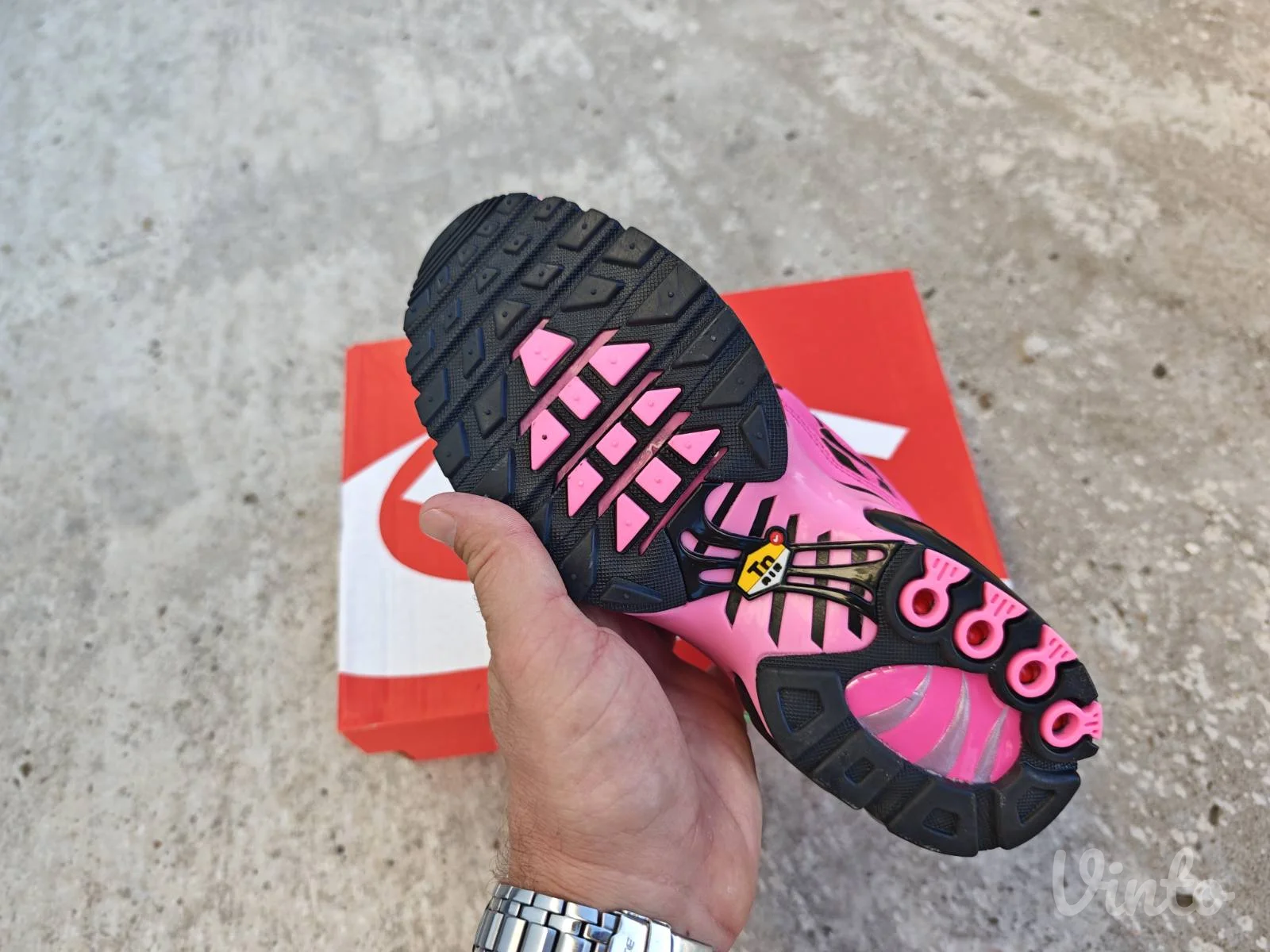Nike Air Max Plus TN Pink Black