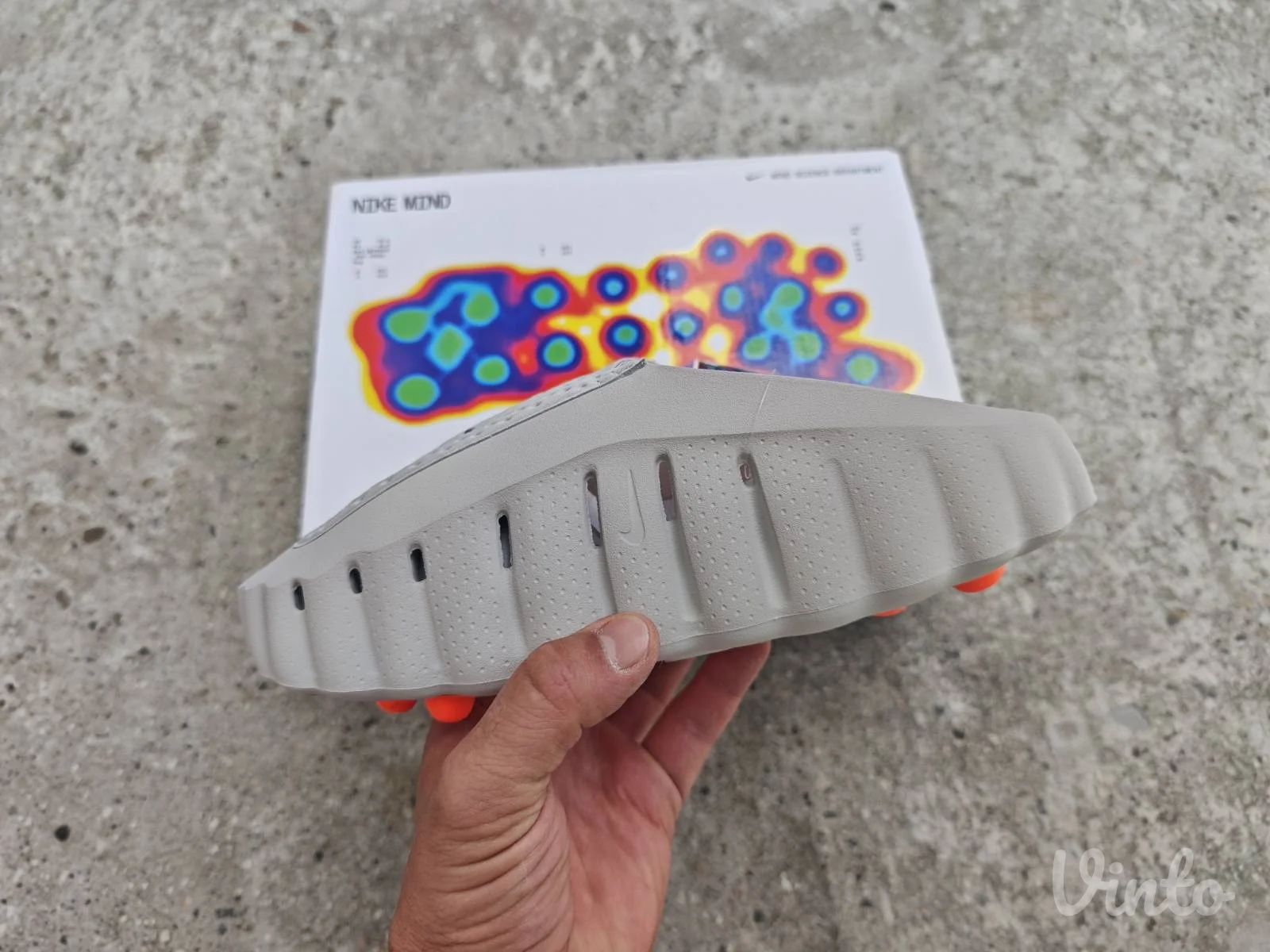 Nike Mind Silver Orange