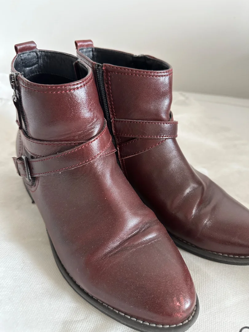 MEDICUS bordo kožne gležnjače (39) – Udobne i očuvane