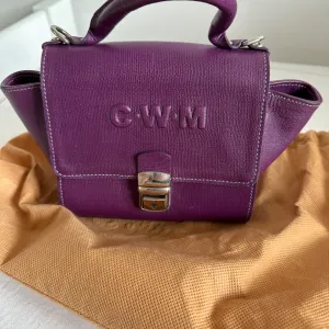 Coffee With Milk (The Manual Co.) kožna torba – Ljubičasta – Novo