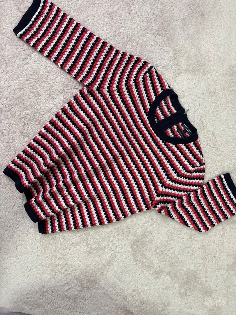 TommyHilfiger dzemperak