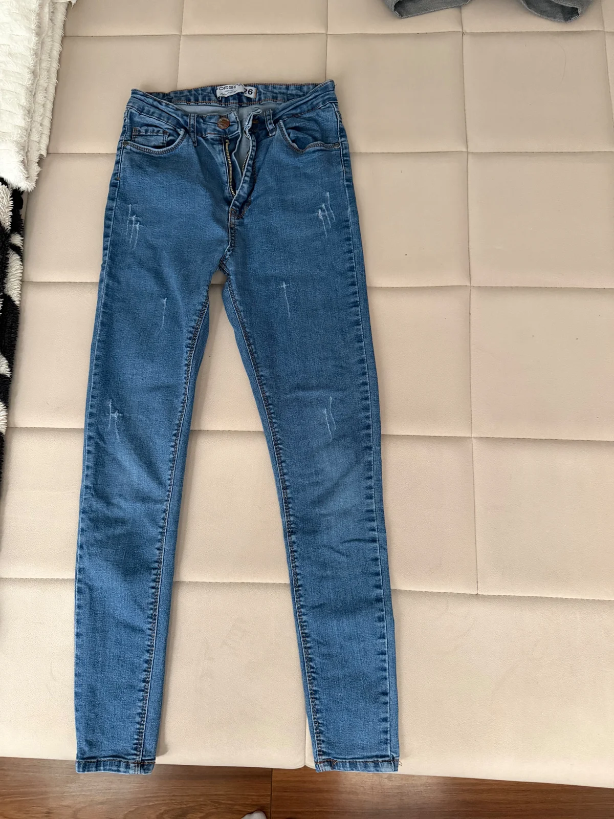 Skinny jeans