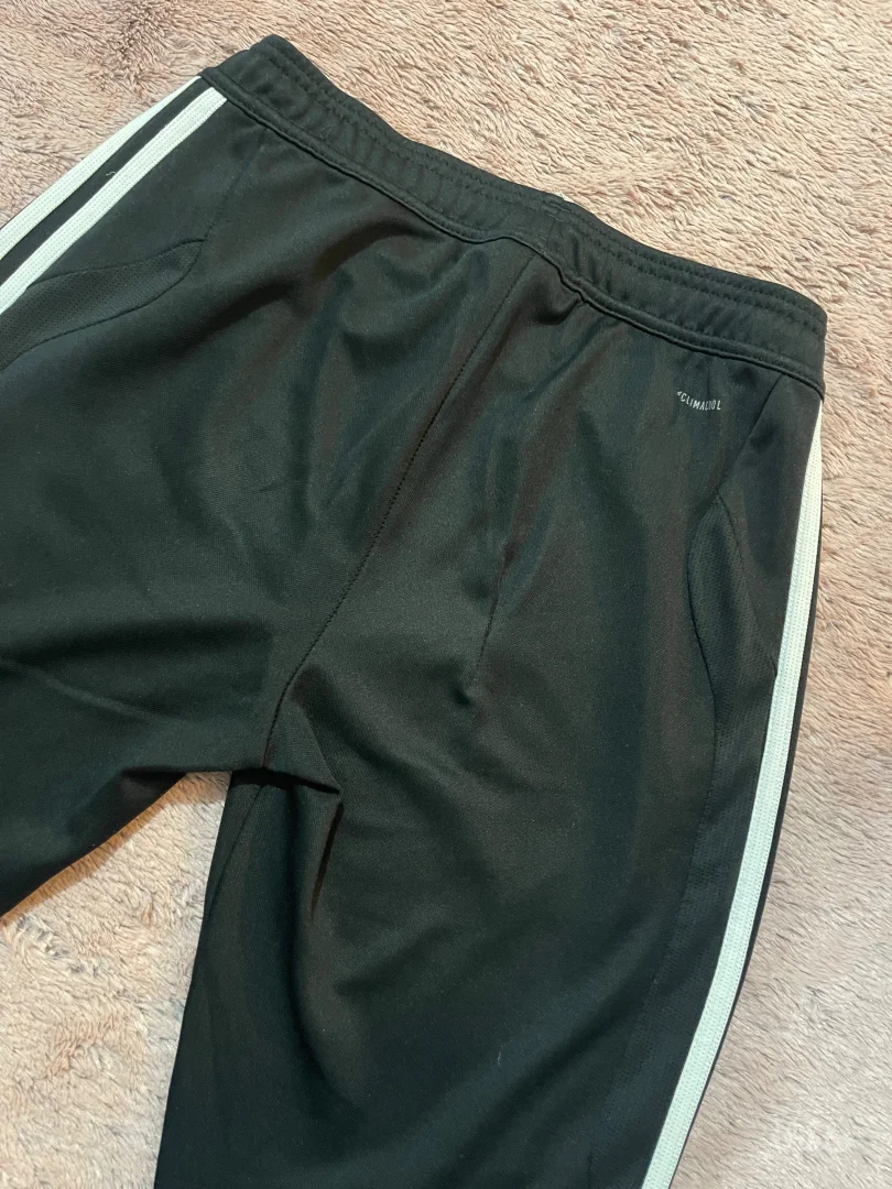 Adidas treneka donji deo original