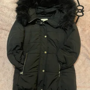 H&M jakna