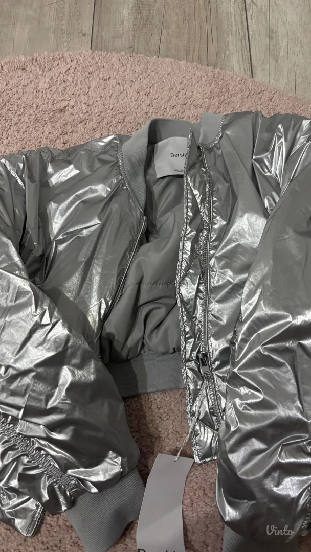 Bershka jakna