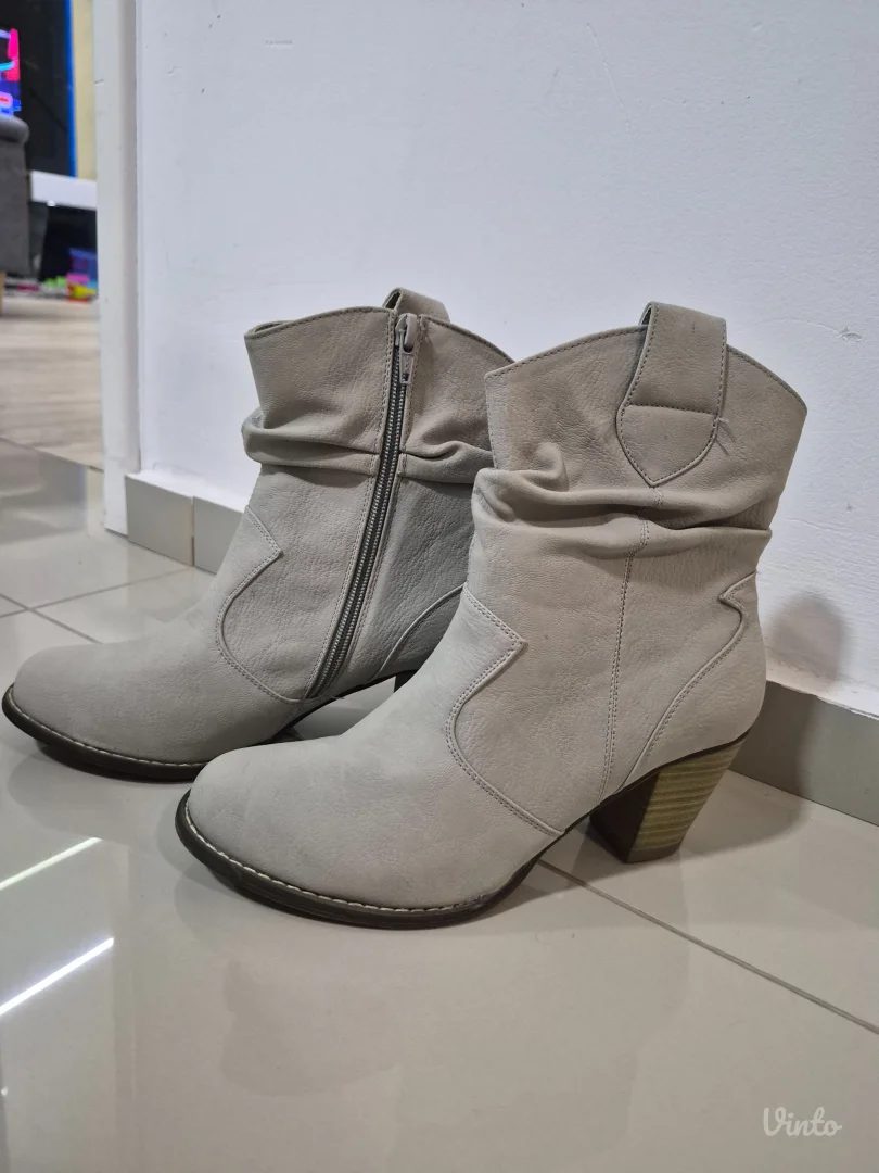 Čizme kaubojke