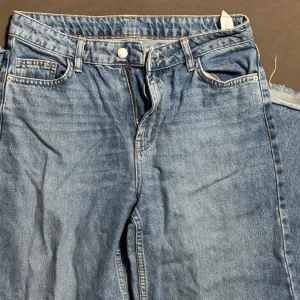 Svetle farmerke ravnog kroja M