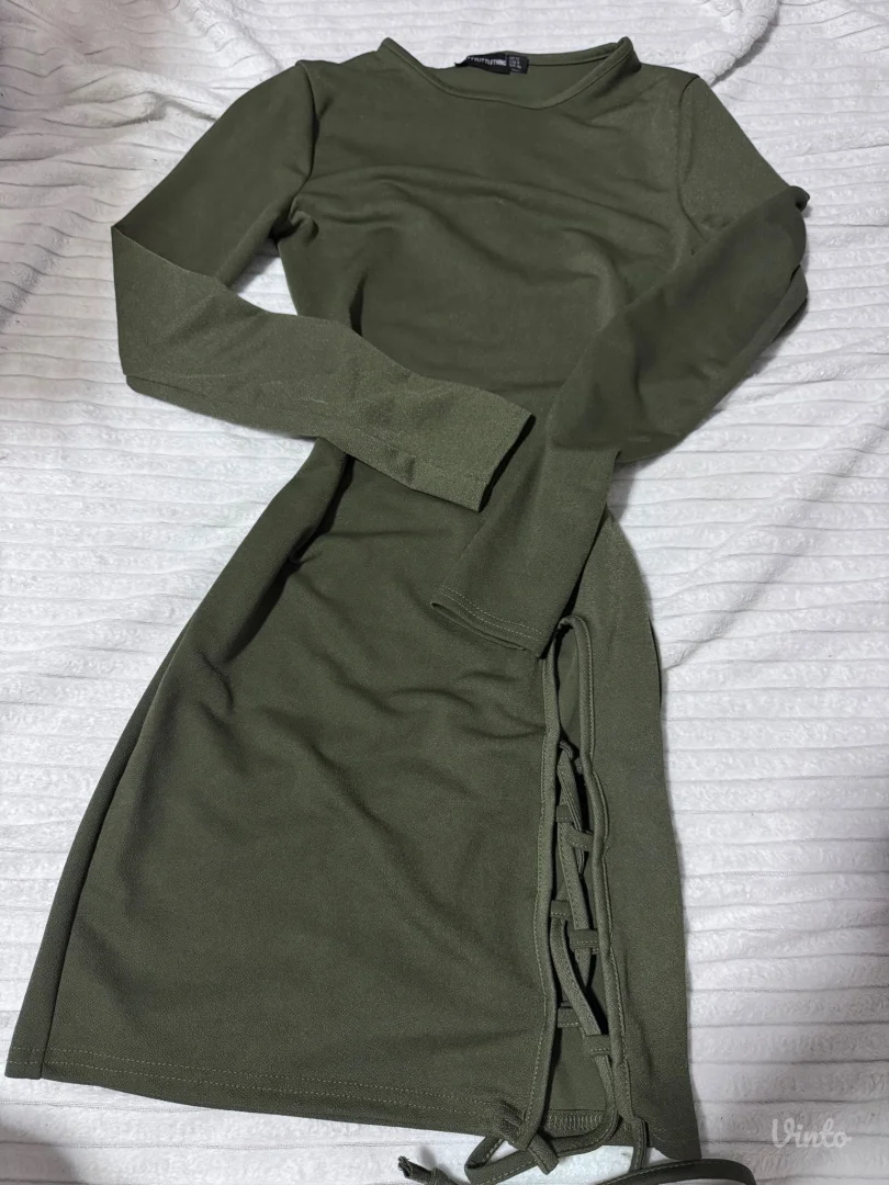 pretty little thing haljina