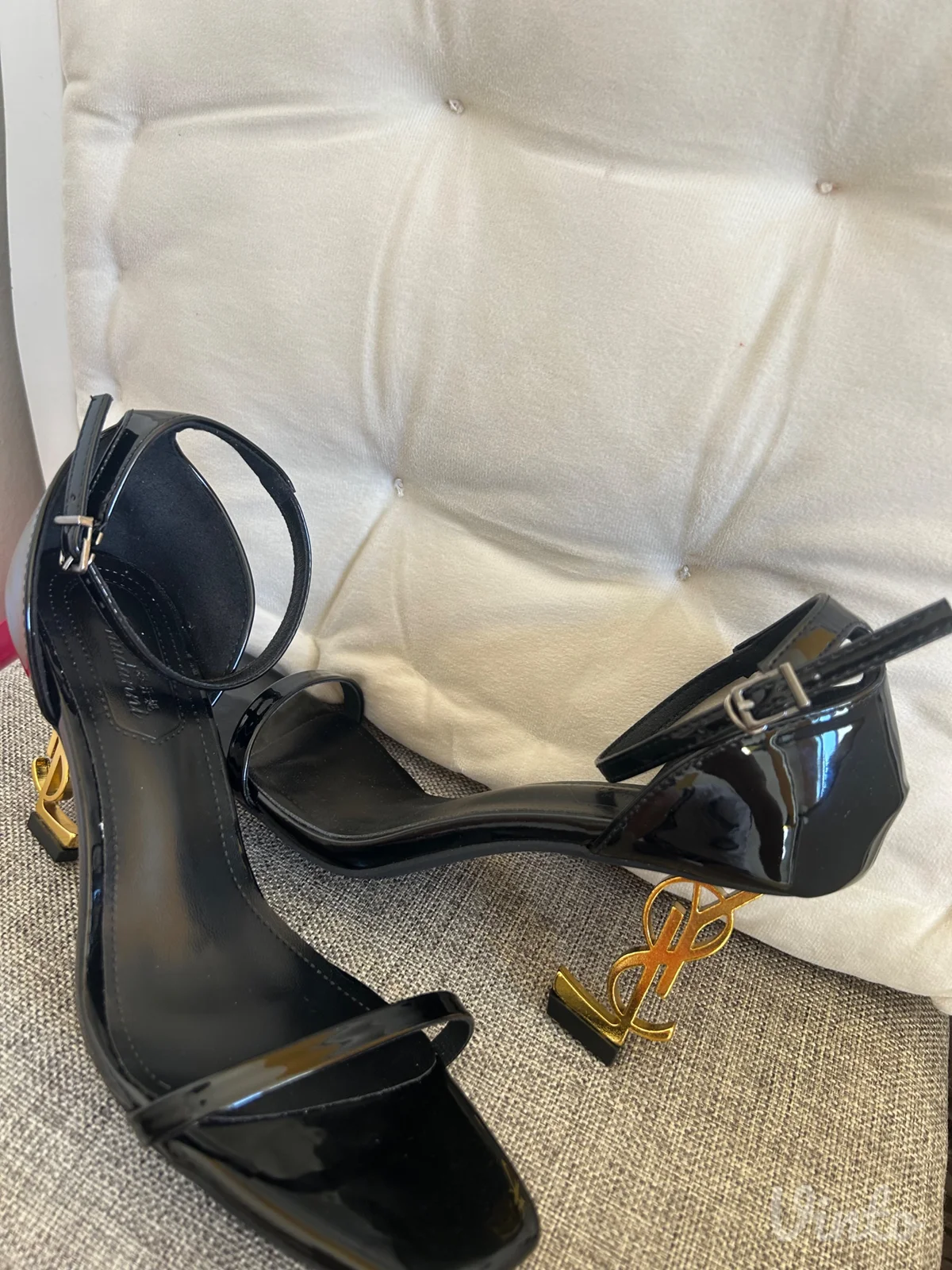 YSL sandale