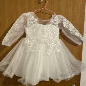 nova svecana haljinica velicina 80