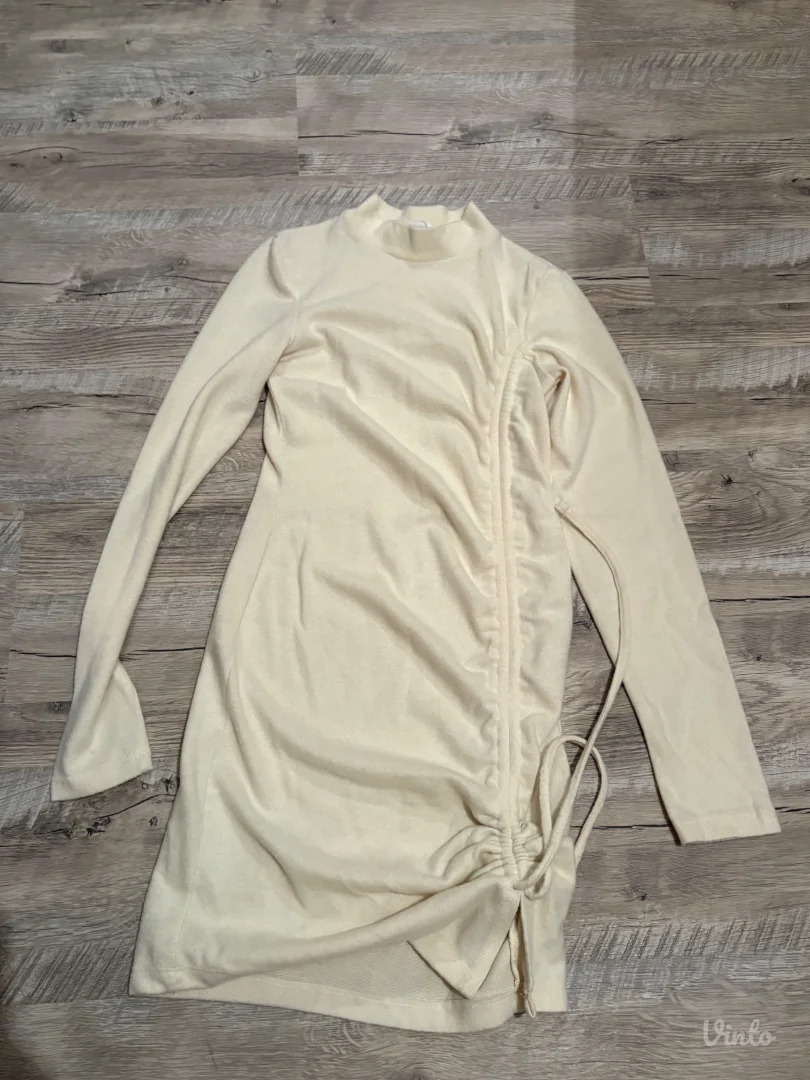 Plišana bež haljinica