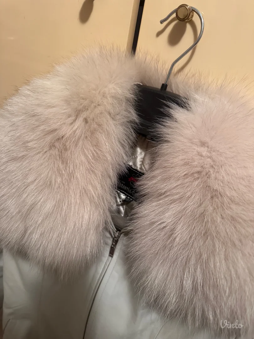 Kozna jakna sa krznom