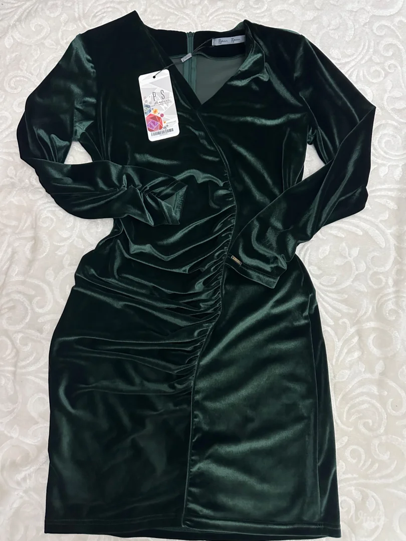 Plisana P…S…haljina