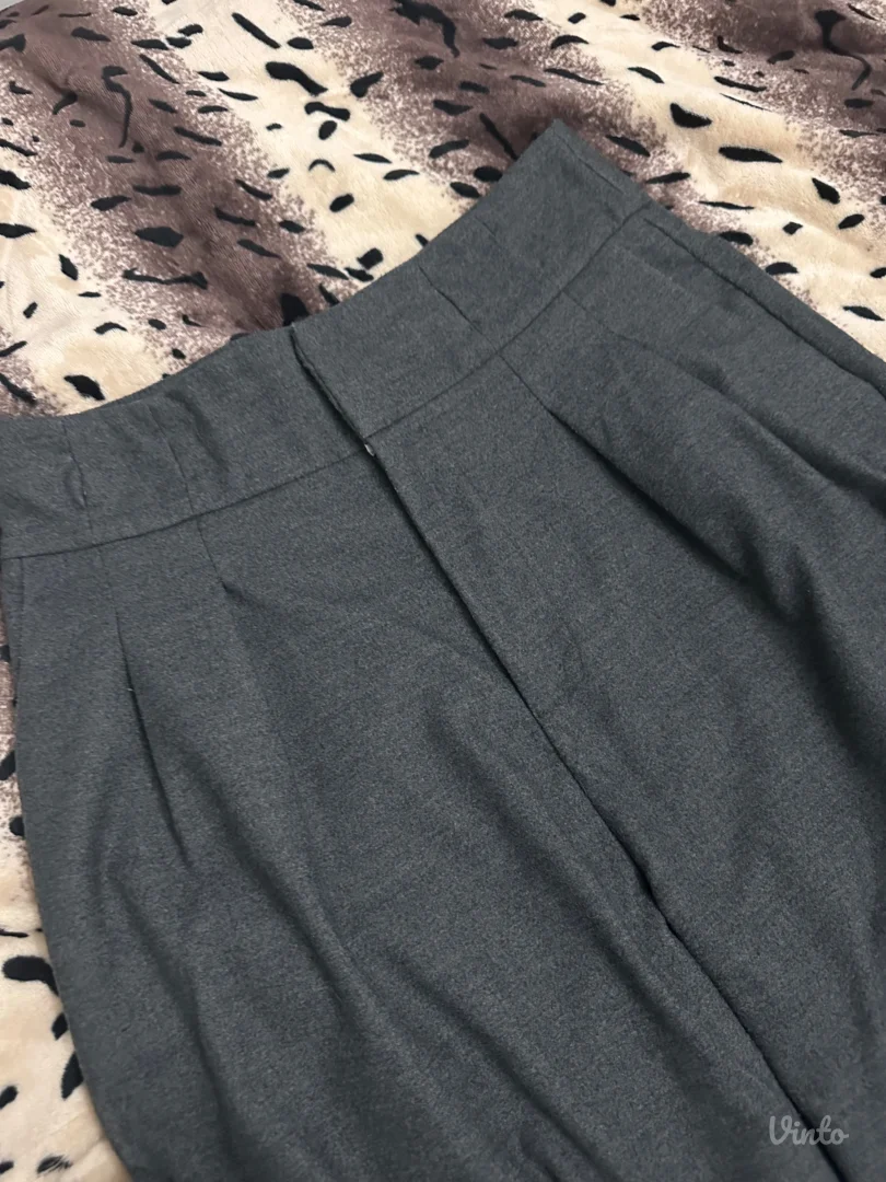 Sive pantalone duboki struk