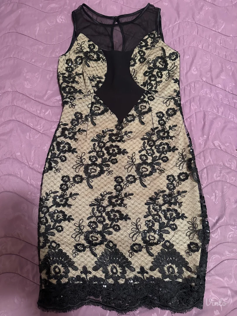 Svecana cipkana haljina