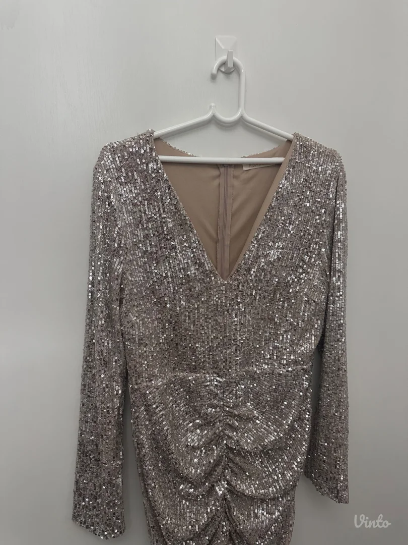 Haljina sa sljokicama