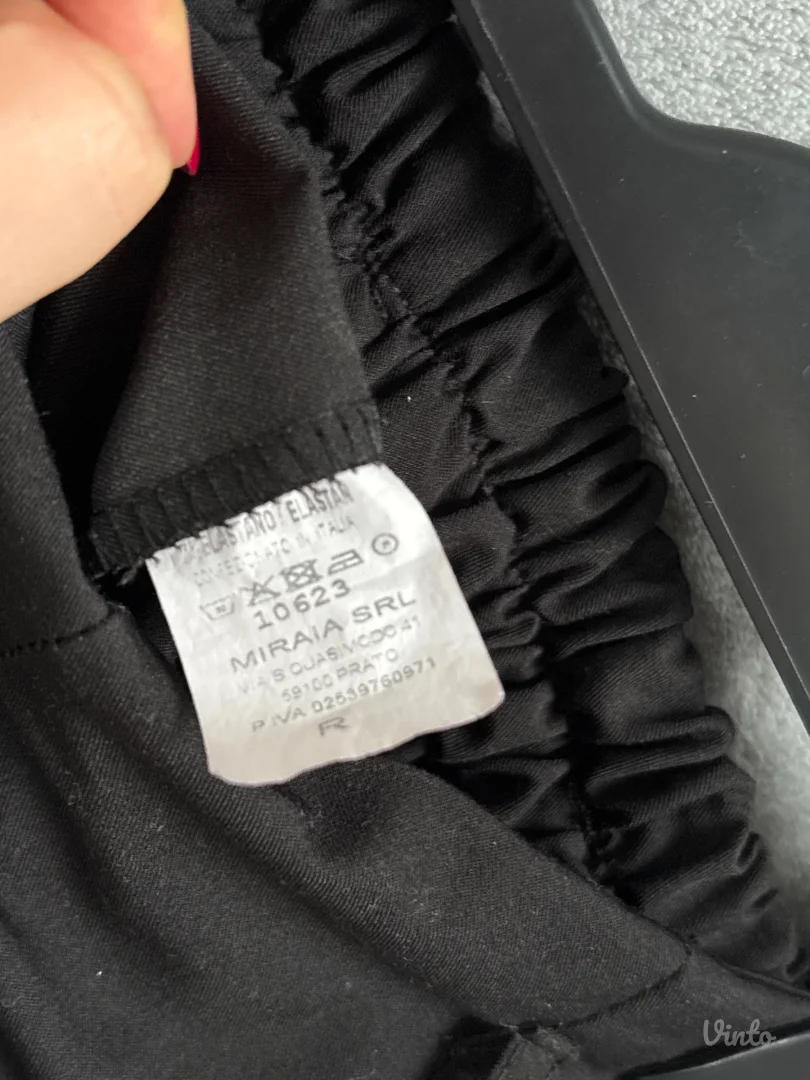 Svečane crne pantalone