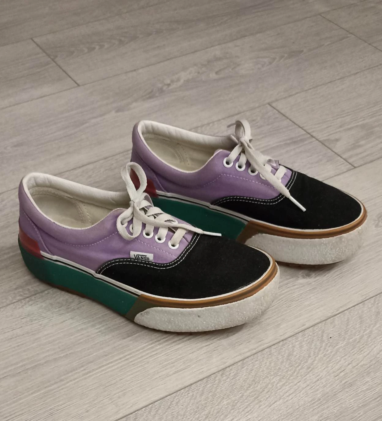 VANS 40