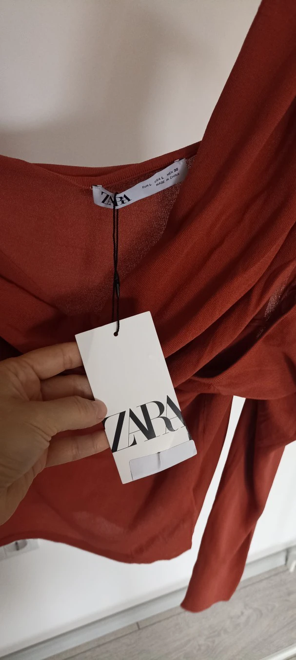 ZARA *NOVO* L