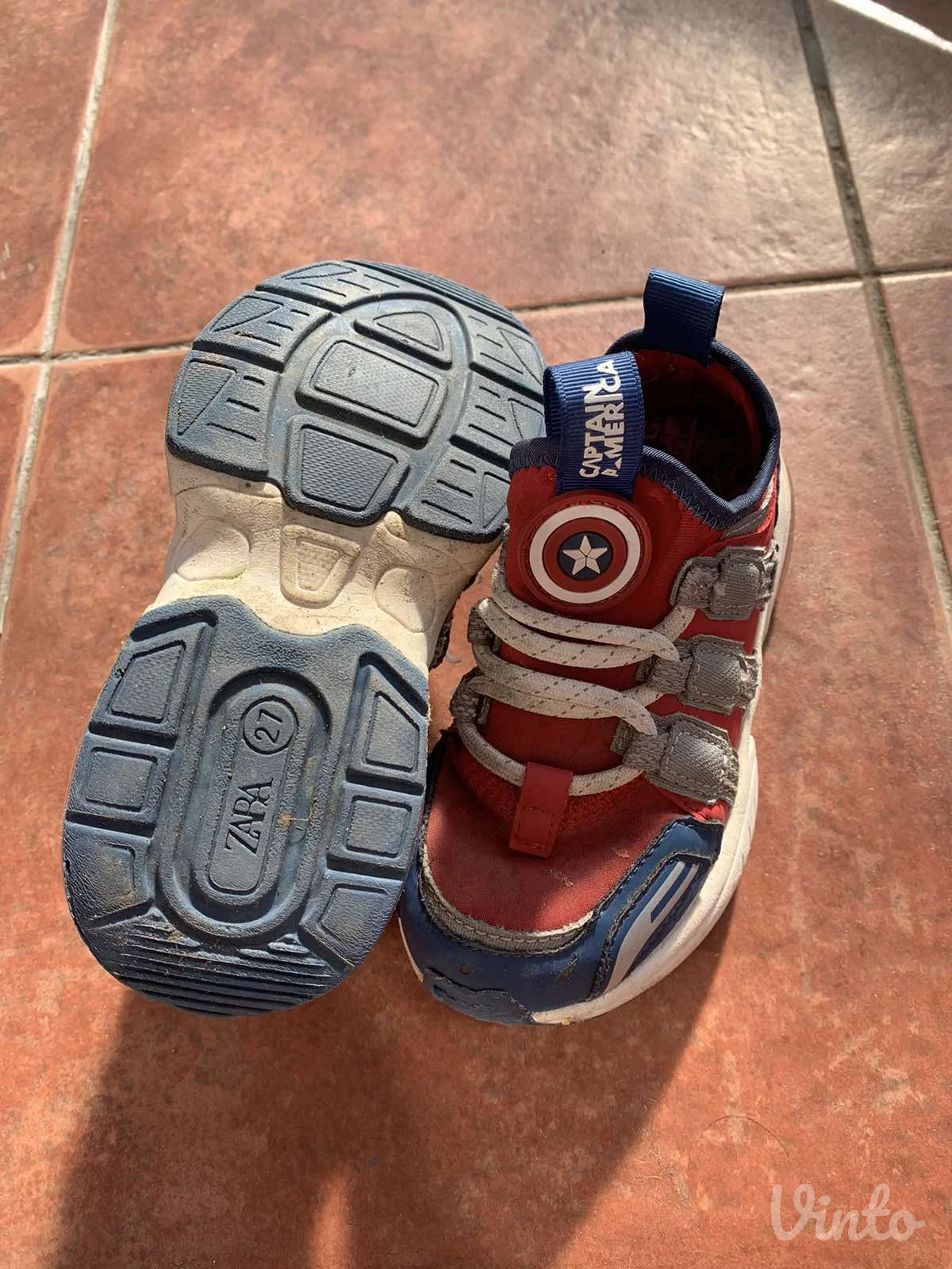 Zara - Captain America патике број 27