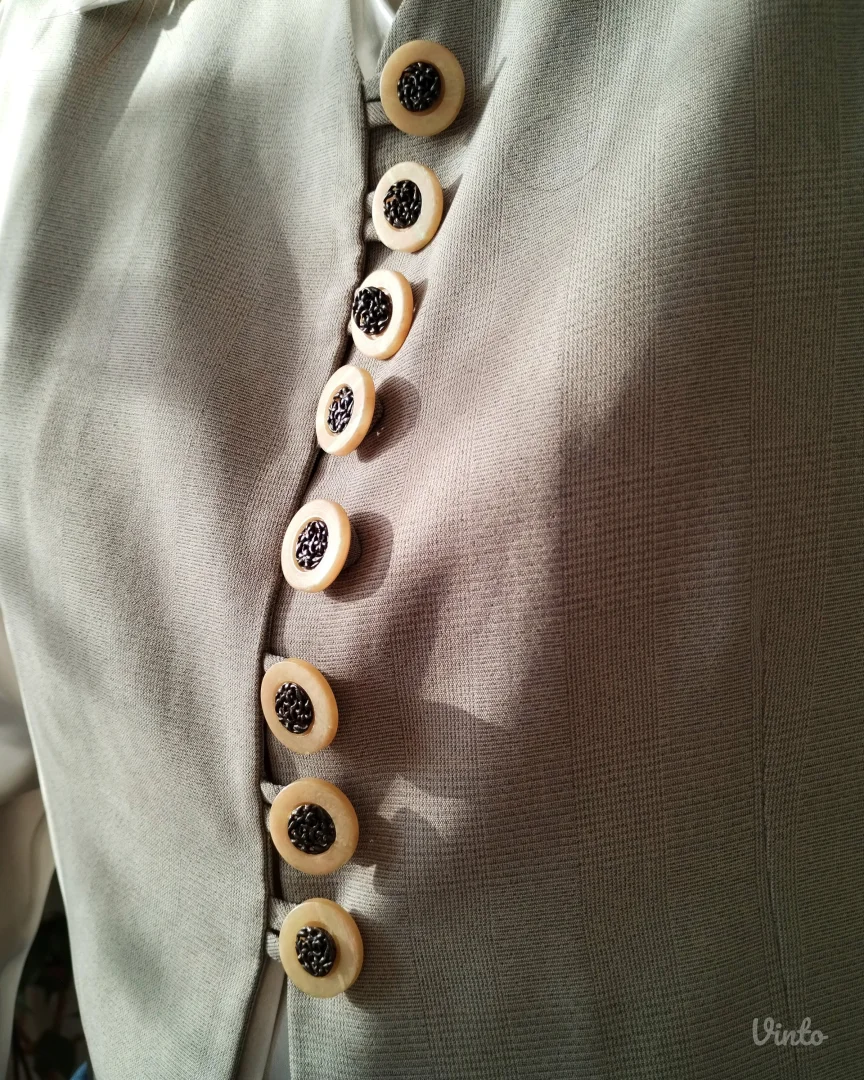 Vintage prsluk sa dugmićima