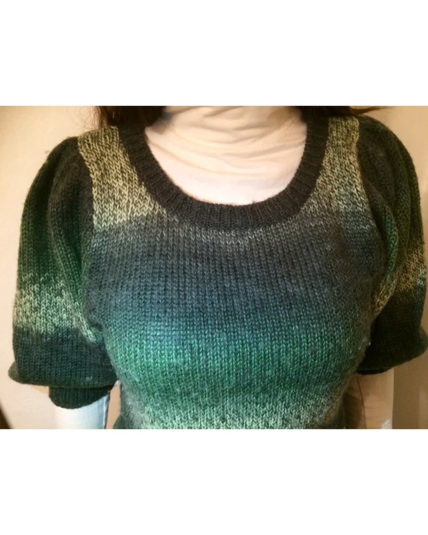 H&M duži džemper sa puf rukavima