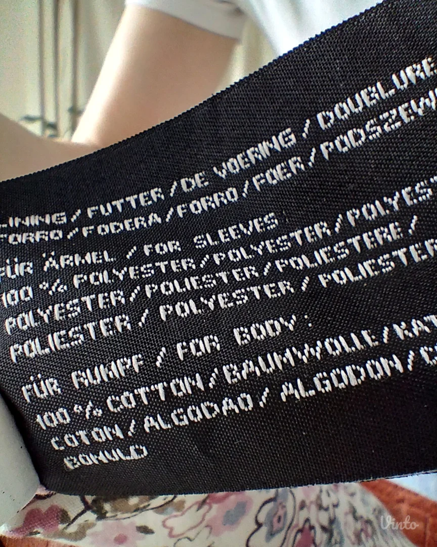 Ružičasta kožna jakna