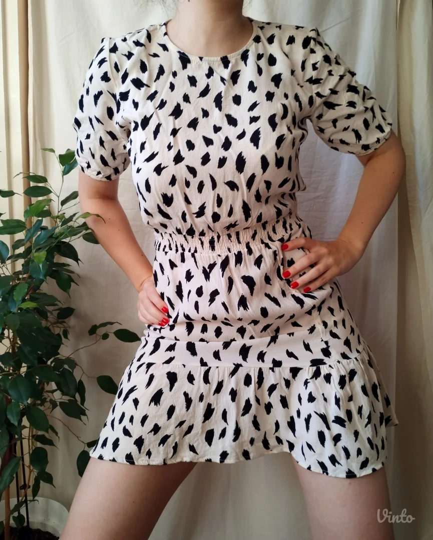 Stradivarius haljina