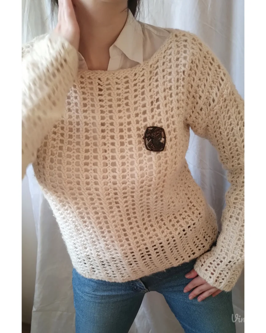 ESPRIT rupičasti džemper