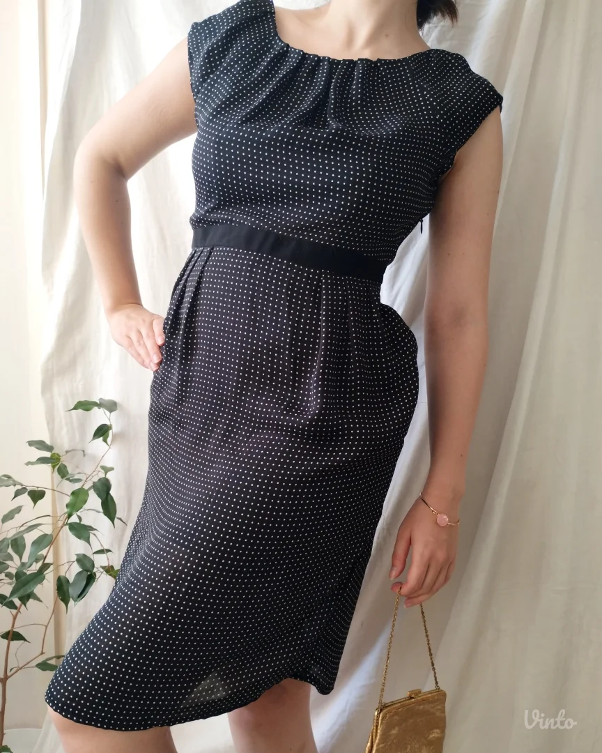 ZARA BASIC crna haljina sa belim tufnama