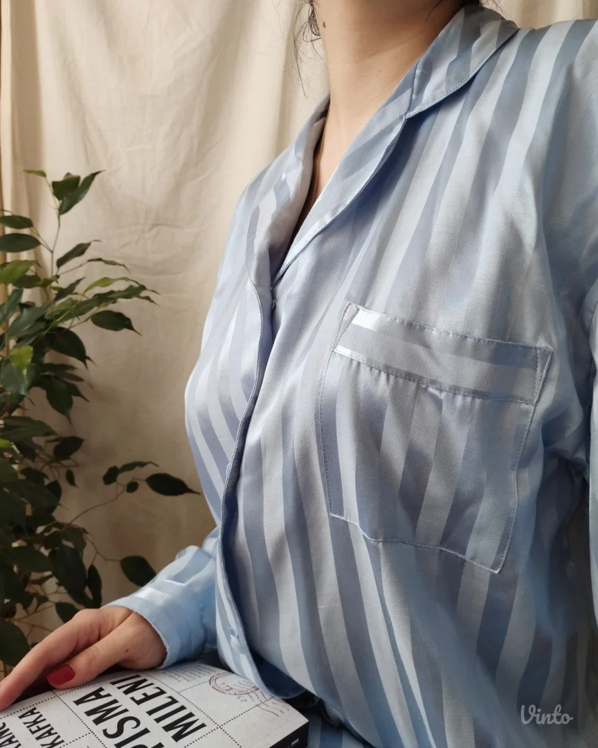 Prugasti gornji deo pižame