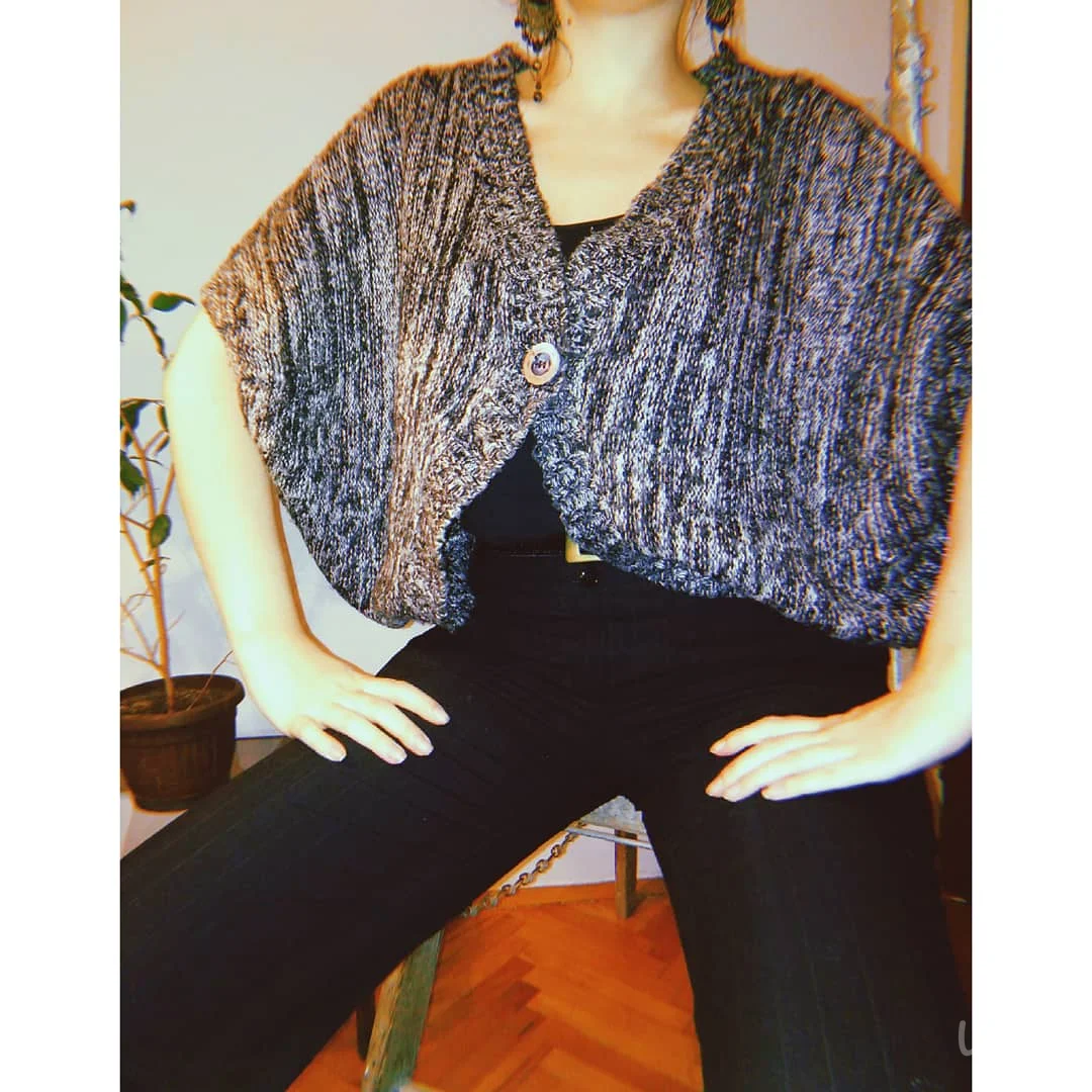 Pončo-kardigan sa miš rukavima