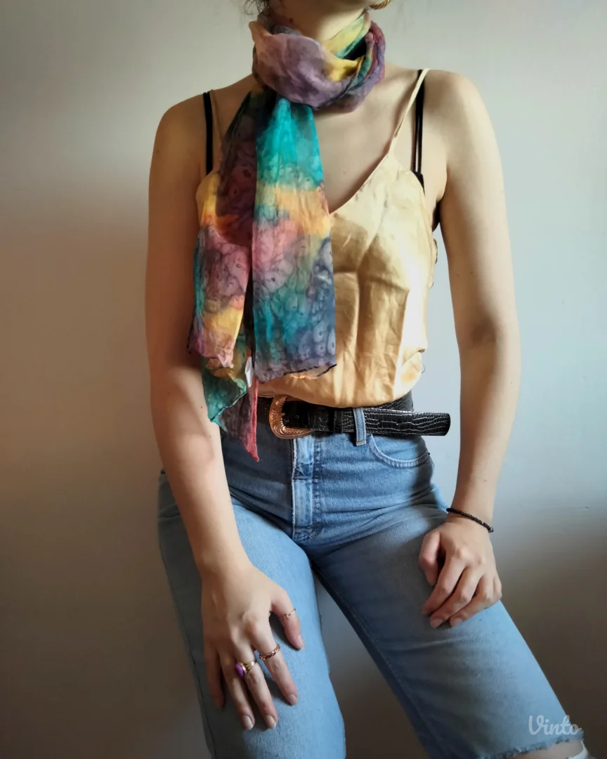 Svilena ešarpa SILK ROAD – ručno bojena