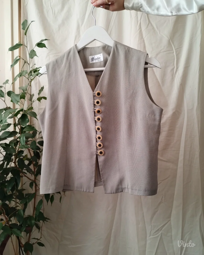 Vintage prsluk sa dugmićima