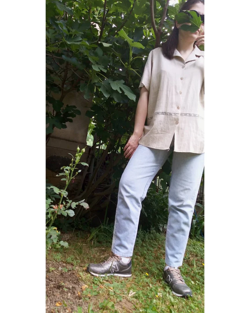 Bež oversized košulja sa cvetnom čipkom