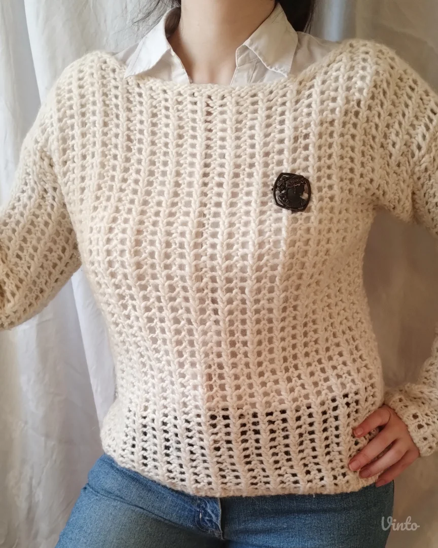 ESPRIT rupičasti džemper