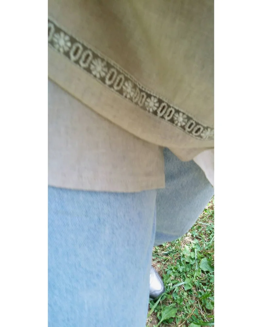 Bež oversized košulja sa cvetnom čipkom