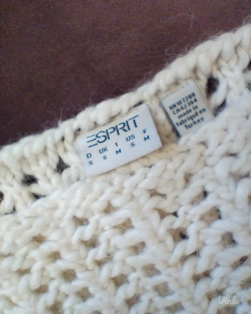 ESPRIT rupičasti džemper