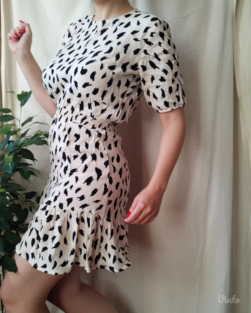 Stradivarius haljina