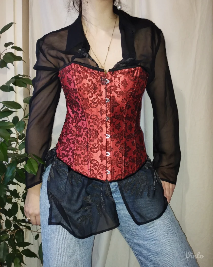 Crveni barokni korset