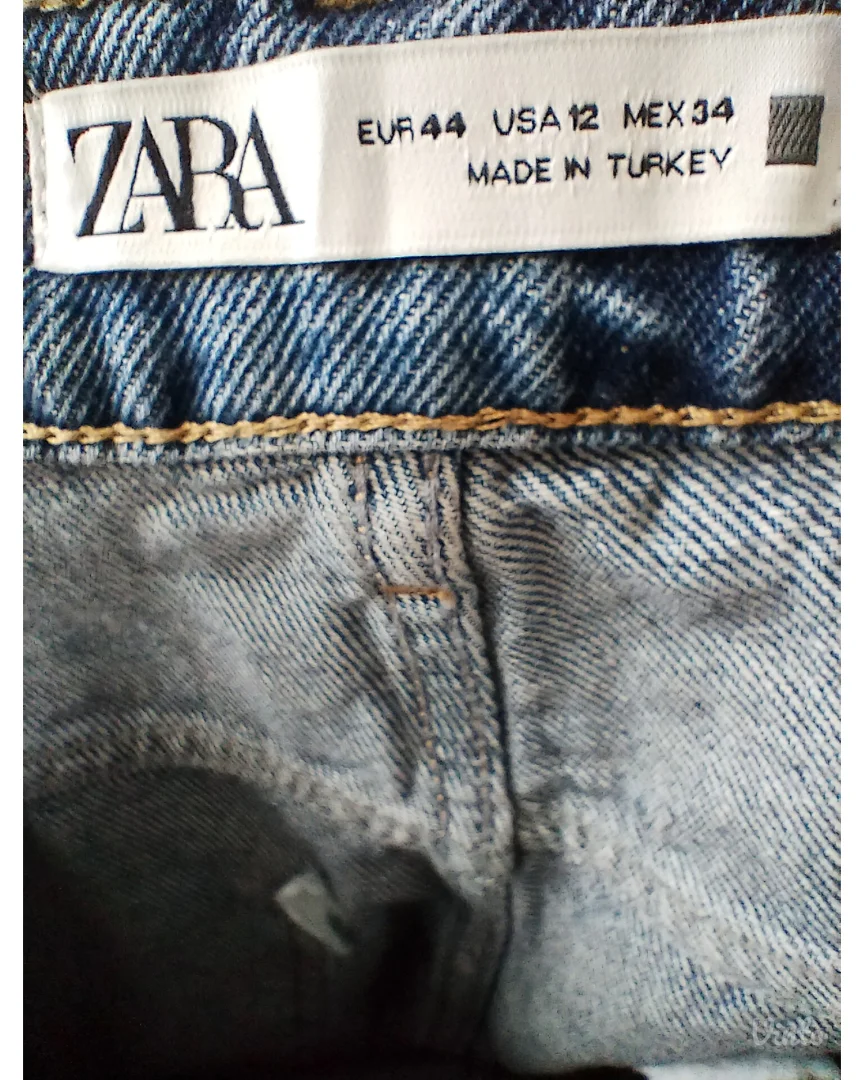 ZARA high-waisted straight leg fit farmerice