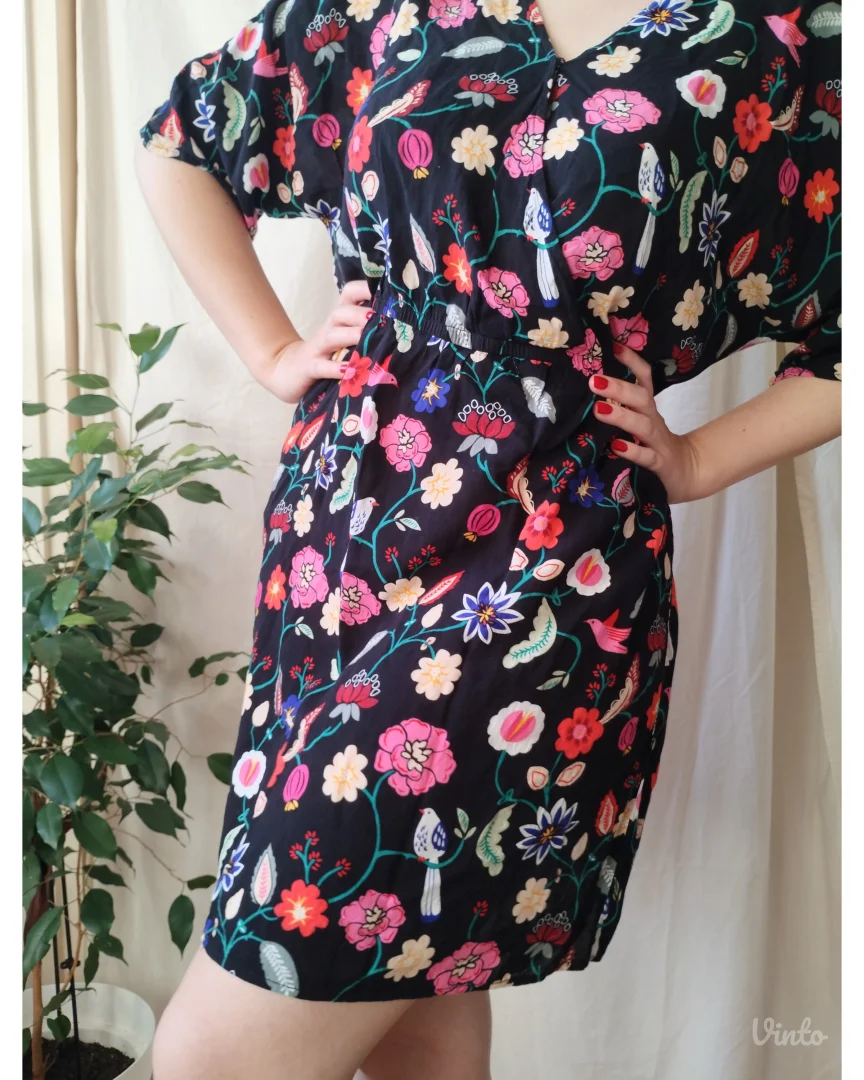 MONOPRIX femme cvetna kratka haljina