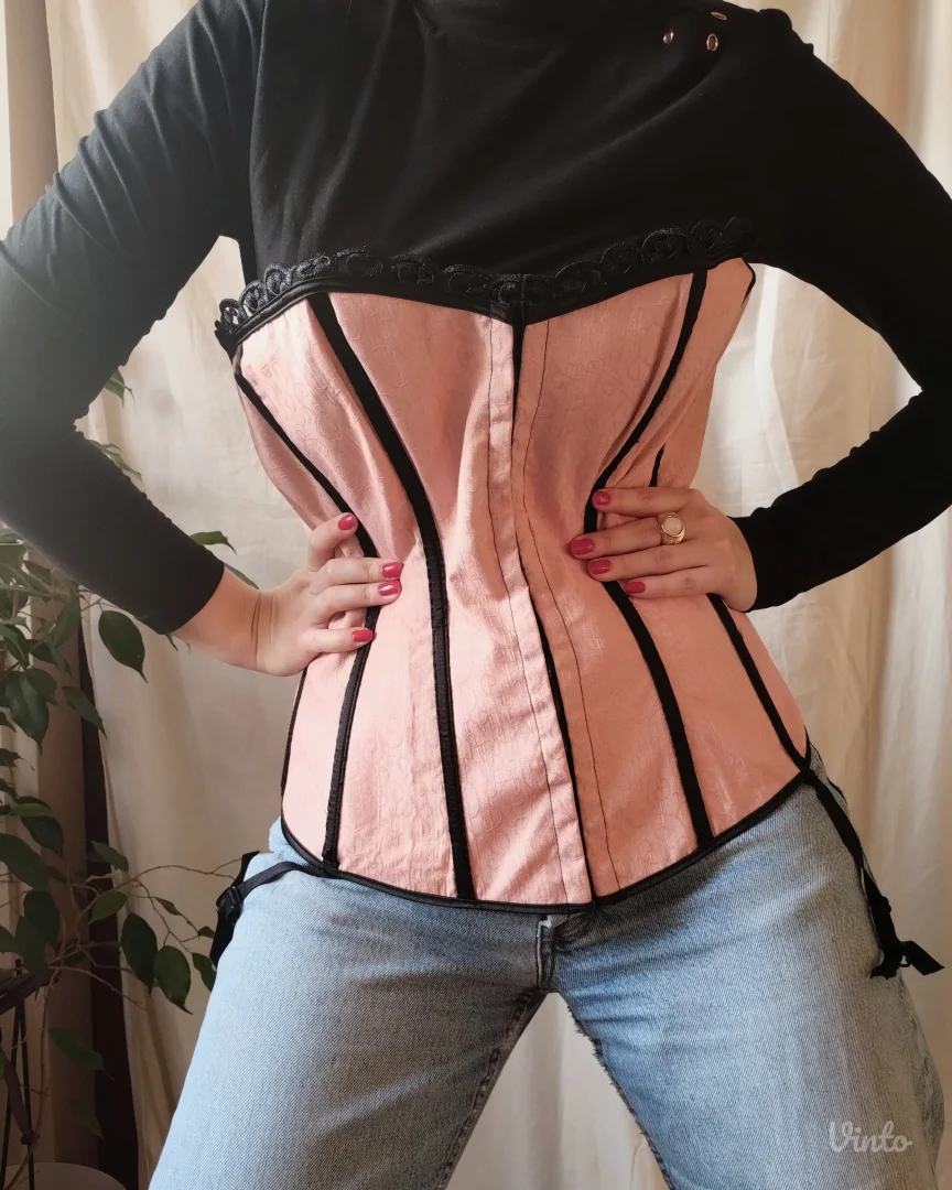 Roze-crni brokatni korset