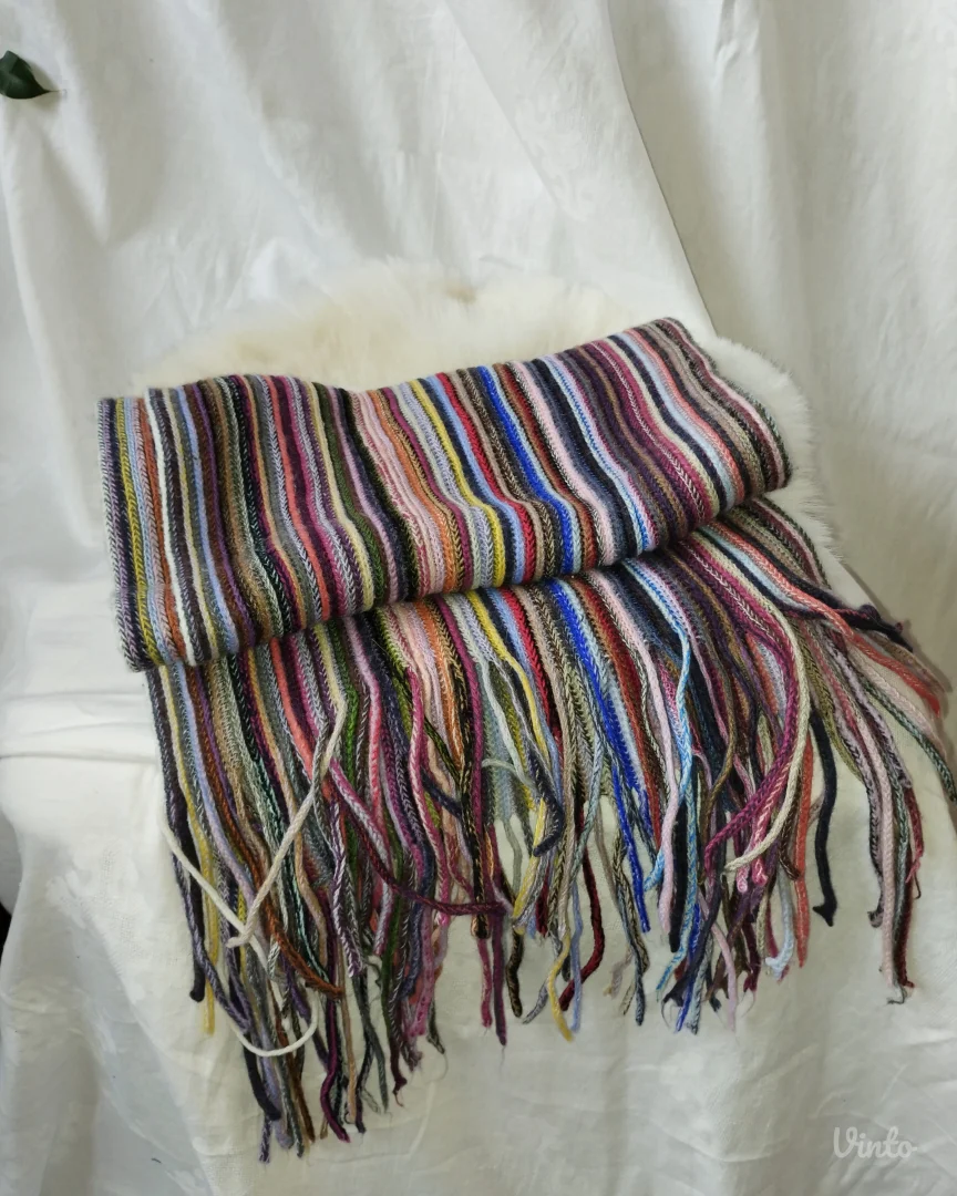 Šareni šal sa resama