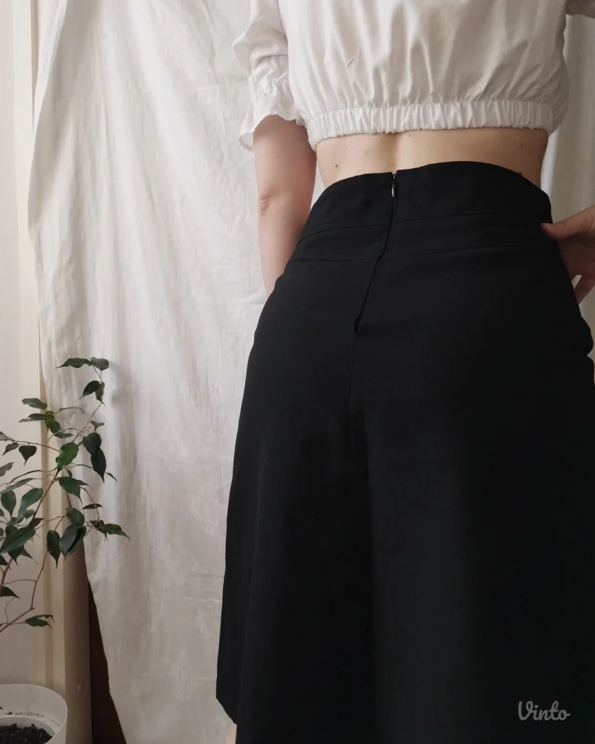 Zero Basic crna suknja